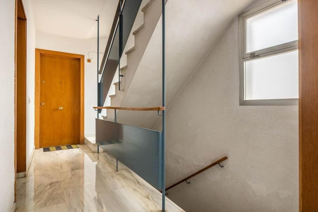 סביליה Apartamento Ronda De Triana 45 מראה חיצוני תמונה