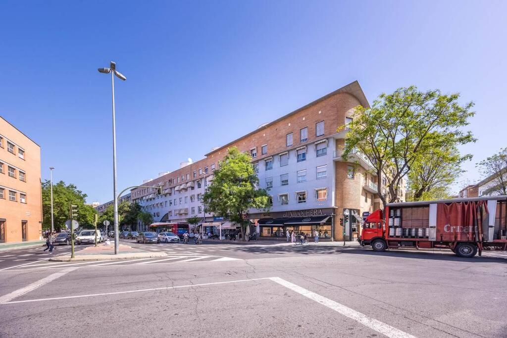 סביליה Apartamento Ronda De Triana 45 מראה חיצוני תמונה