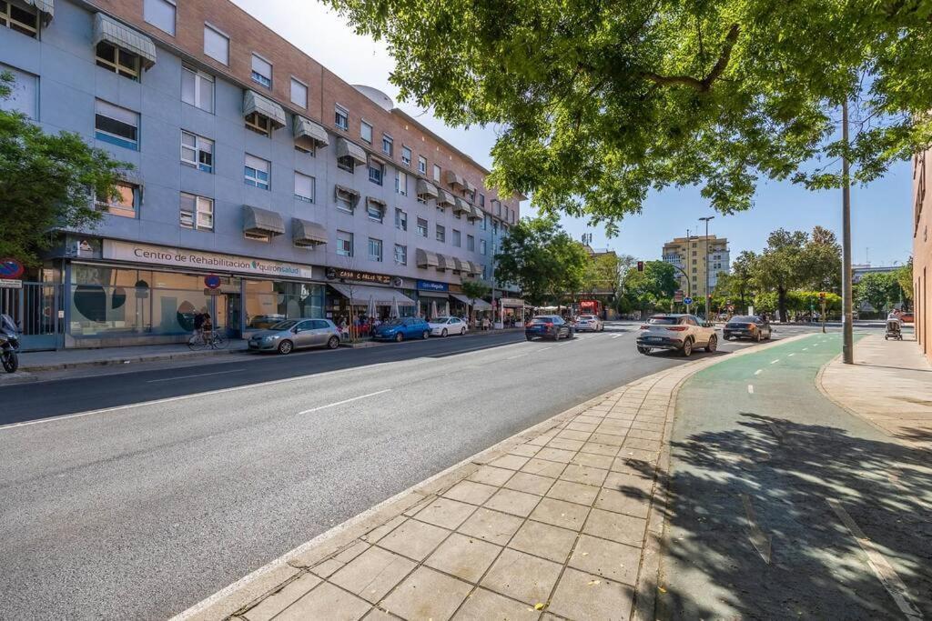 סביליה Apartamento Ronda De Triana 45 מראה חיצוני תמונה