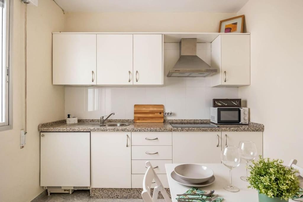 סביליה Apartamento Ronda De Triana 45 מראה חיצוני תמונה